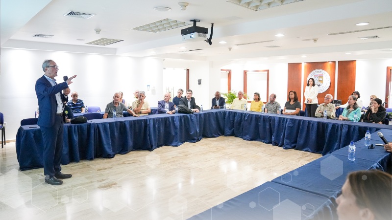 Dr. Jordi Rumià en la UNIBE